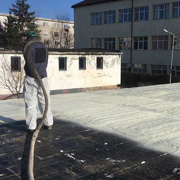termoizolare cu spuma poliuretanica celula inchisa